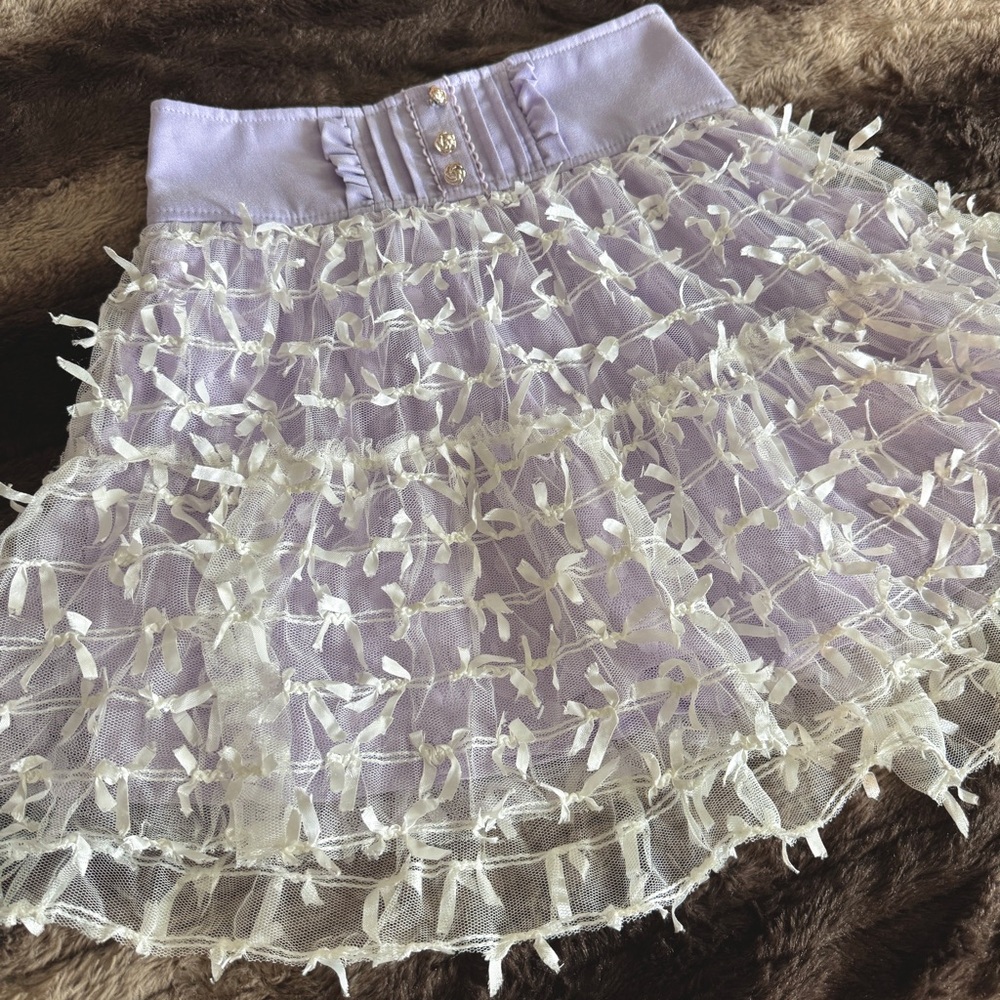 lilac white bow sukapan